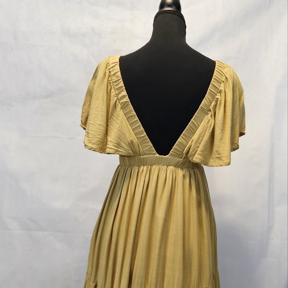 Wishlist Apparel Mustard Deep V-neck 100% Rayon Tiered Swing Maxi Dress Size S - Picture 7 of 14